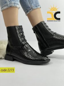 نمای کنار کفش بوت دخترانه کلاسیک کد 2273 طرح ماری - خورشید کالکشن