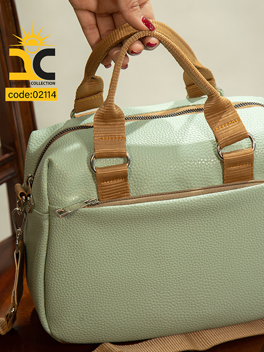 نمای پشت از کیف دخترانه کاملیا رنگ پسته ای کد 02114 - خورشید کالکشن
